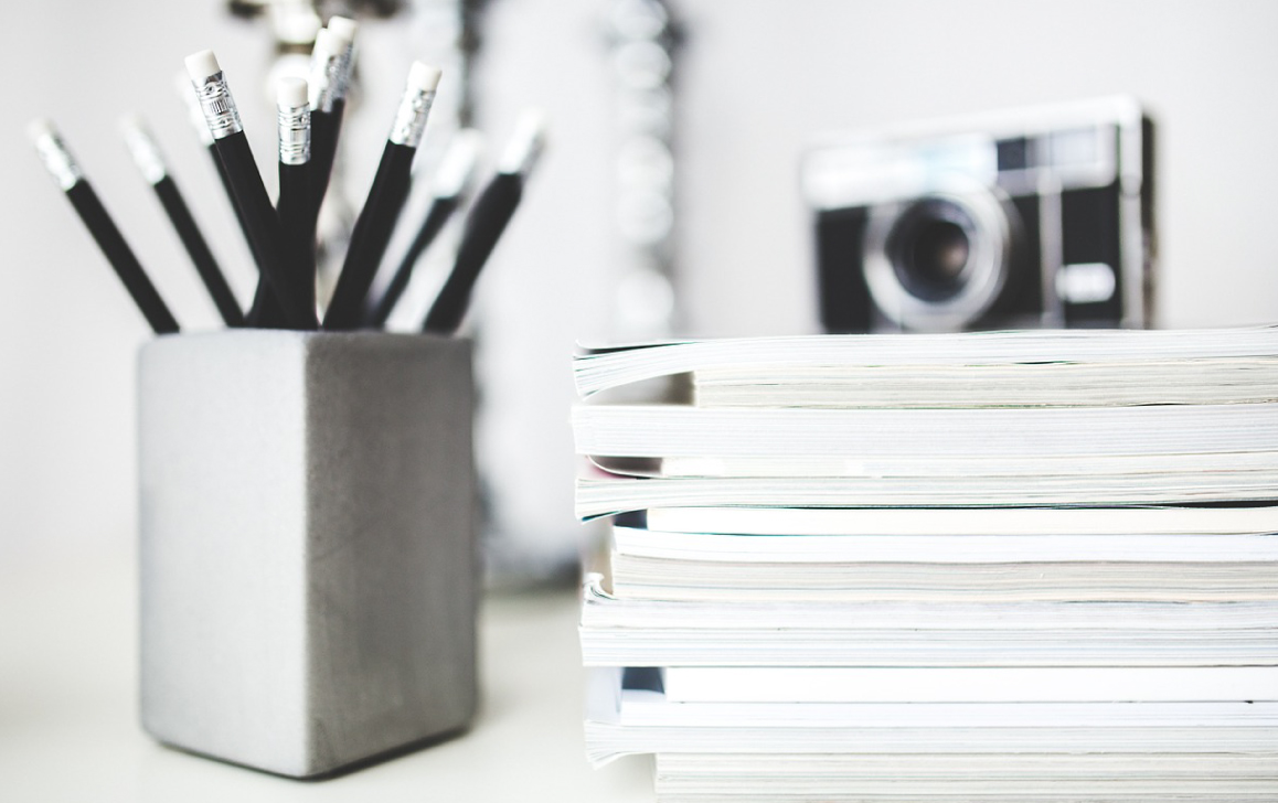 紙媒体・ロゴデザイン